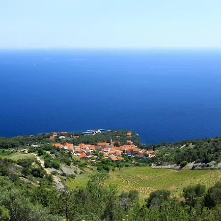 Sveta Nedilja 13753e Jelsa (Hvar)