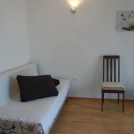 Sveta Nedilja 13753e Apartman