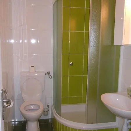 Sveta Nedilja 13753e Apartman Jelsa (Hvar)
